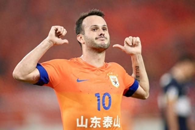 曝瓦科续约只剩官宣!留队已无悬念,洛佩斯或离队,正寻找新中卫|新黄河|中超|泰山队|马德鲁加|卡扎伊什维利_新浪体育_新浪新闻