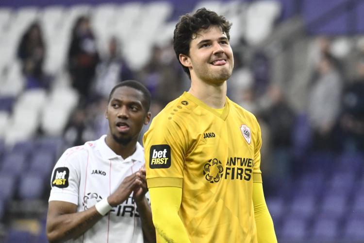 记者:曼联有信心在未来两天内敲定拉门斯的转会